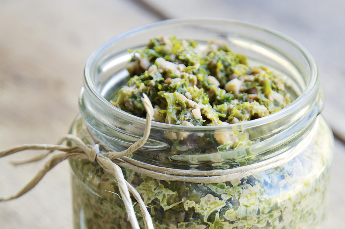 her-homebade-basil-pesto